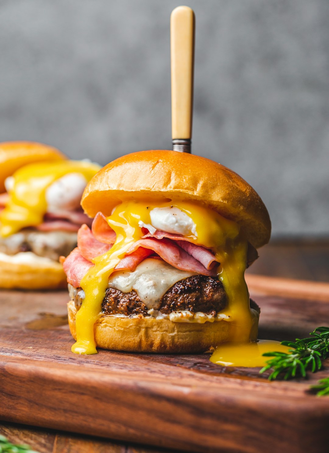 Royal Big Burger Signature Specialty